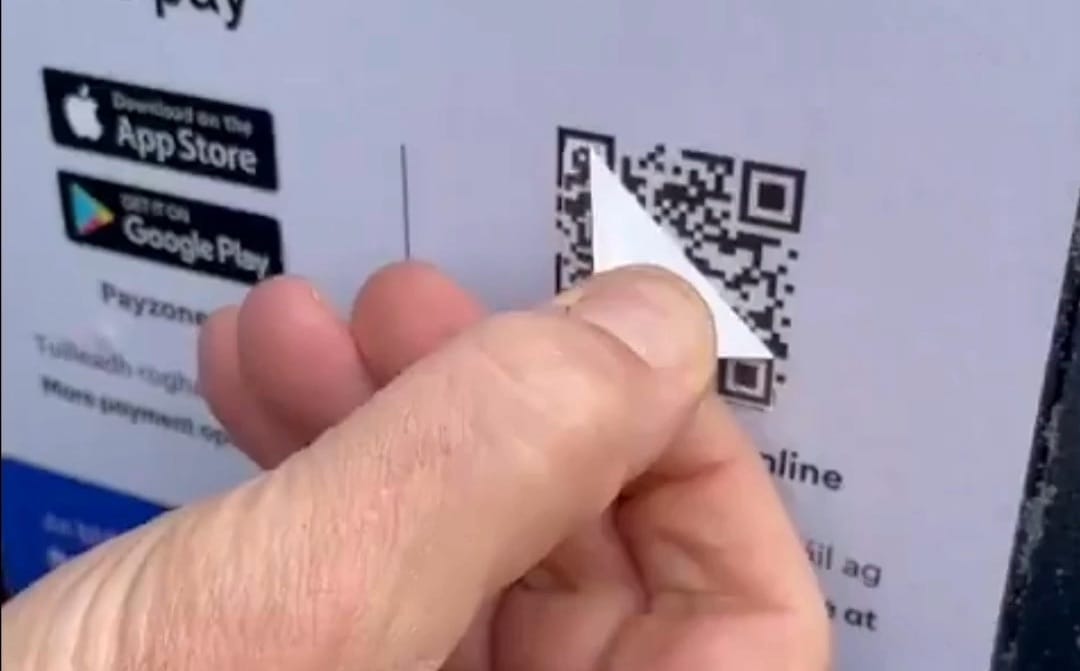Generic QR code easily copied from the web, illustrating why standard QR codes offer no real product authentication
